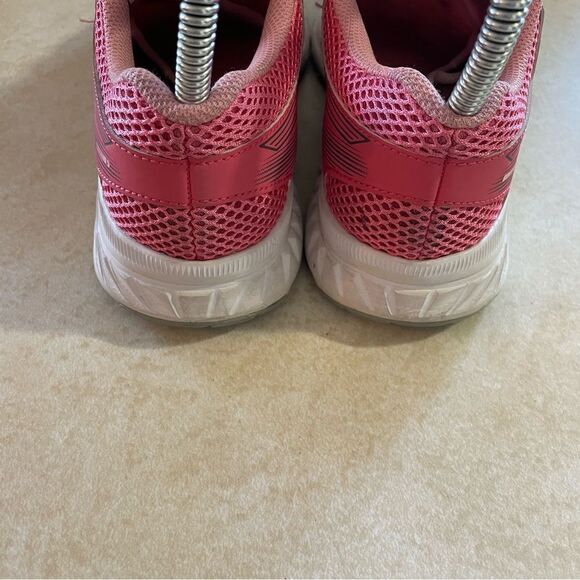 Asics Contend 5 pink shoes size 3.5 kids big girls running athletic - Picture 9 of 9